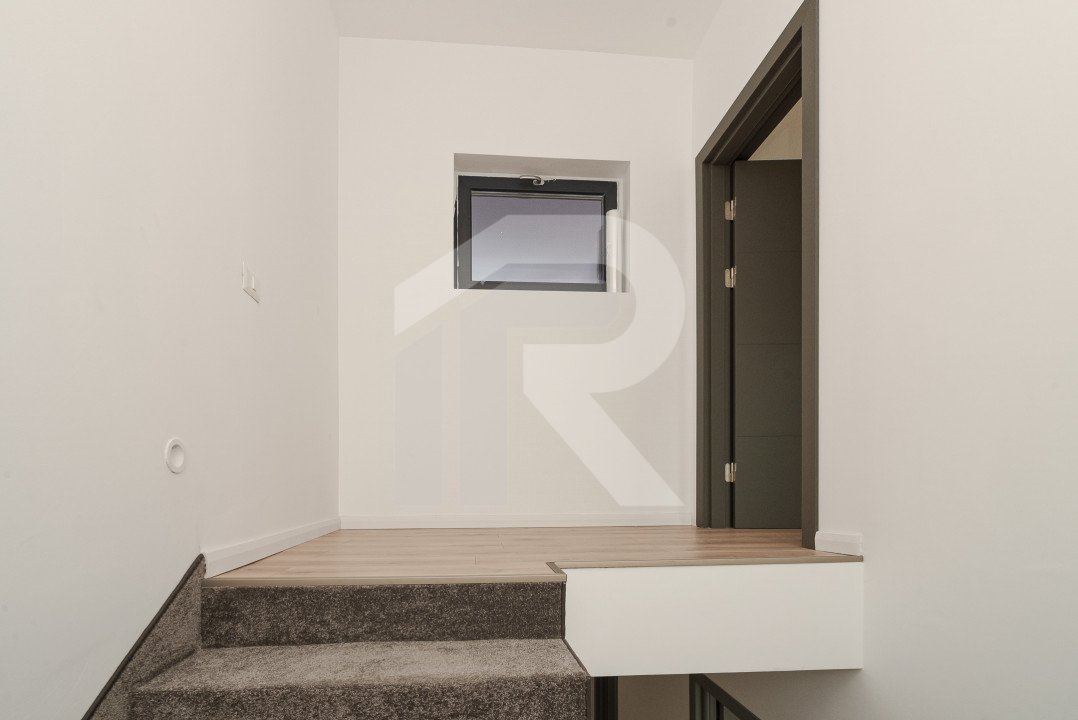 Duplex modern Str Pârâul Rece