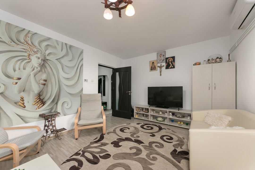 Apartament 4 camere cochet , centrala proprie, bloc reabilitat ,comision 0%