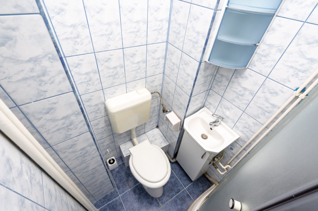 Opreste-te. Iti promit, merita sa studiezi acest apartament 3 camere Rahova