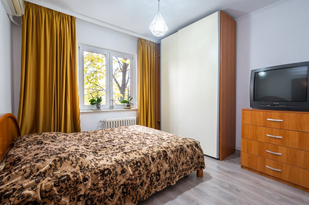 Opreste-te. Iti promit, merita sa studiezi acest apartament 3 camere Rahova