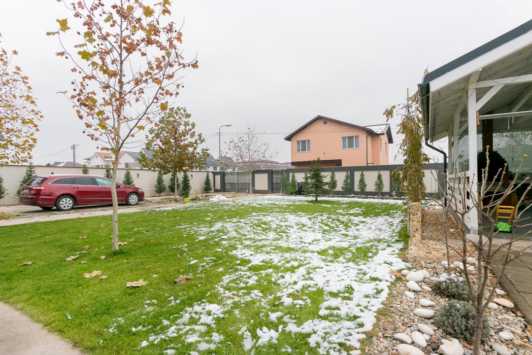 Casa eleganta cu arhitectura unicat, garaj si foisor!!!