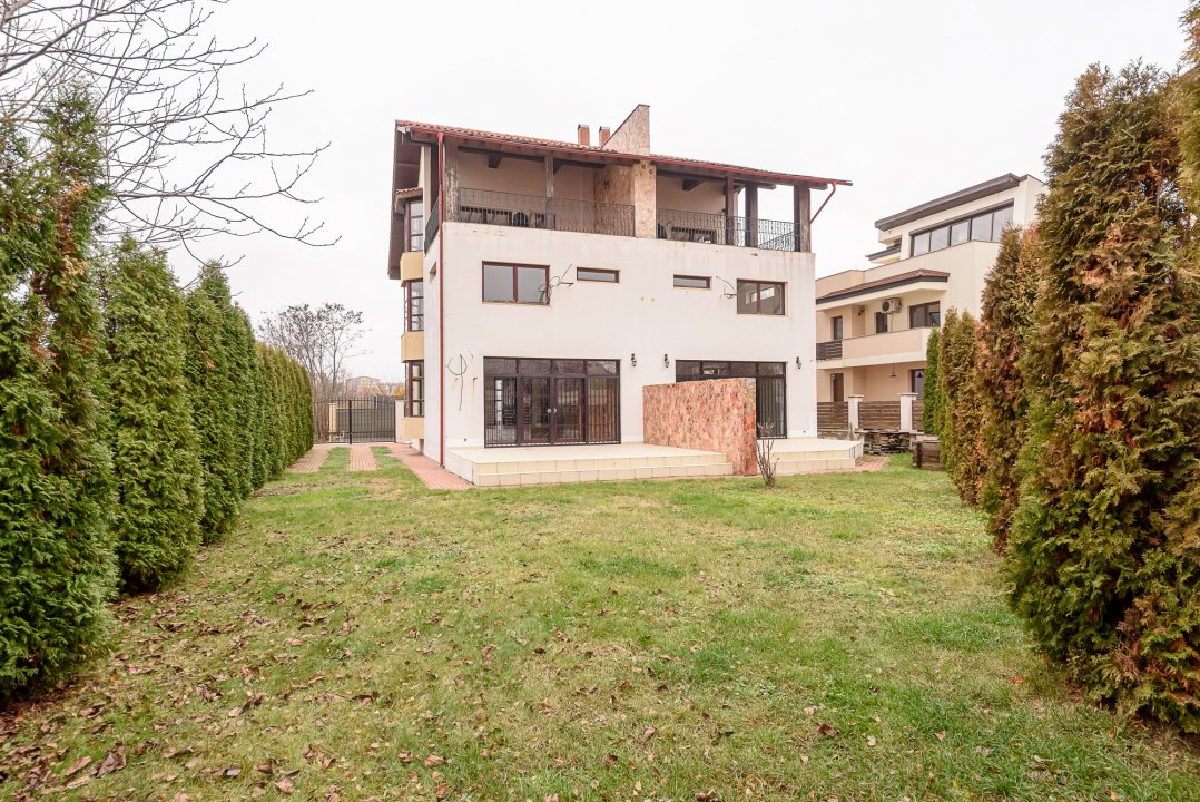 Vila  S+P+1+M, luminoasa si spatioasa, Prelungirea Ghencea!