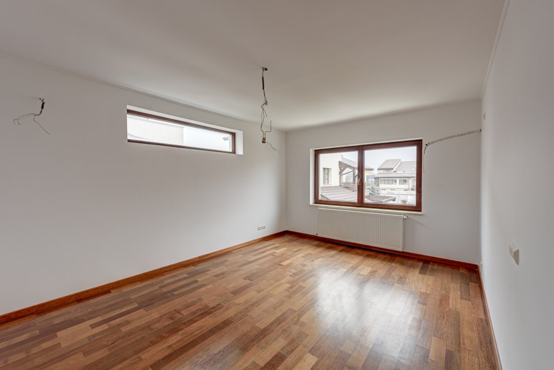 Vila  S+P+1+M, luminoasa si spatioasa, Prelungirea Ghencea!