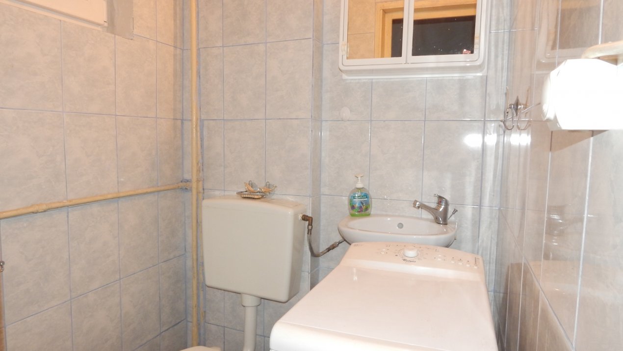 Apartament  3 camere , Sebastian , Rahova