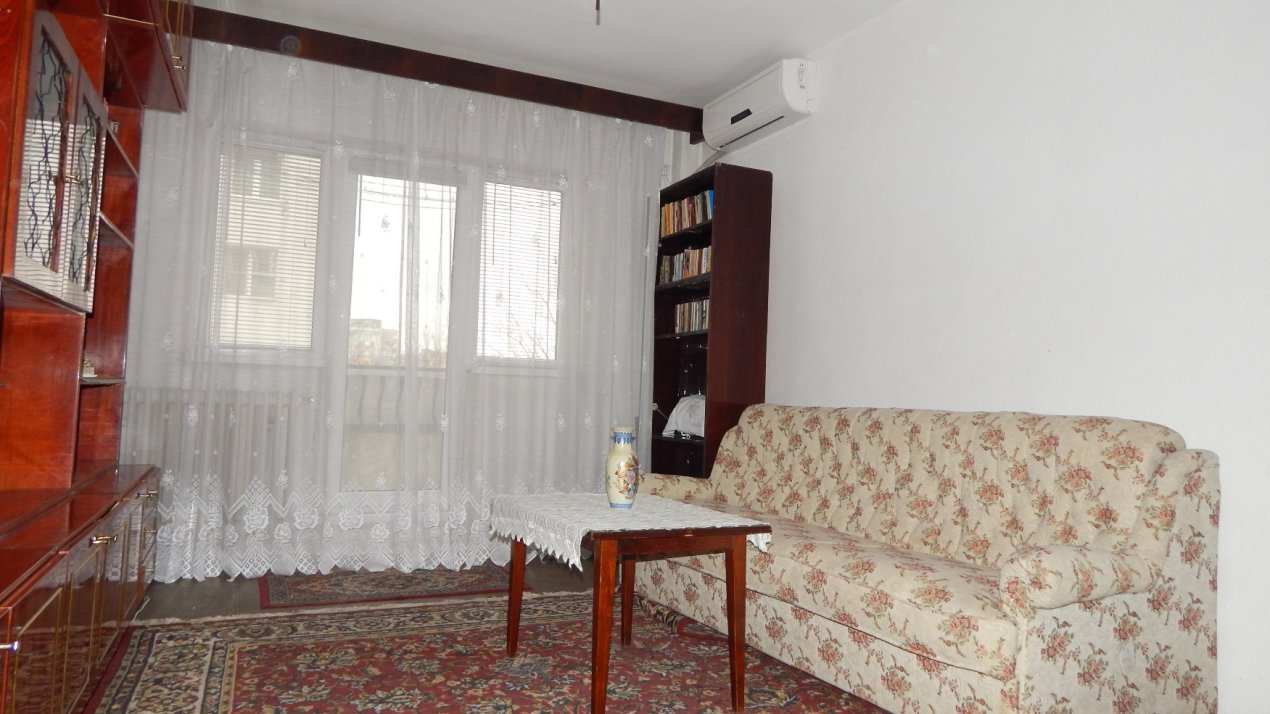 Apartament  3 camere , Sebastian , Rahova