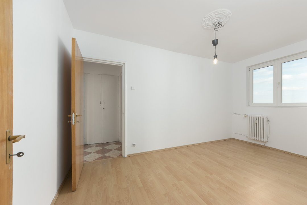 Apartament 3 camere langa Auchan 