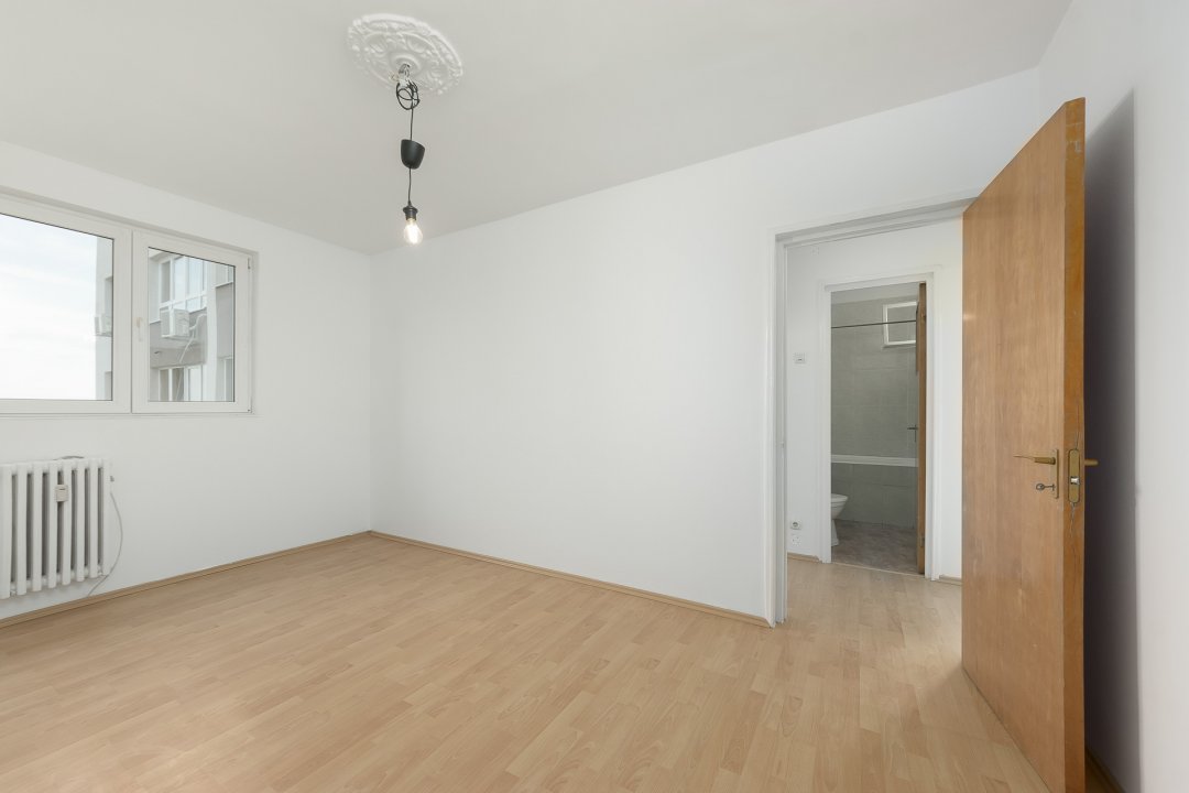 Apartament 3 camere langa Auchan 