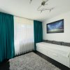 Apartament 3 camere Str Telita