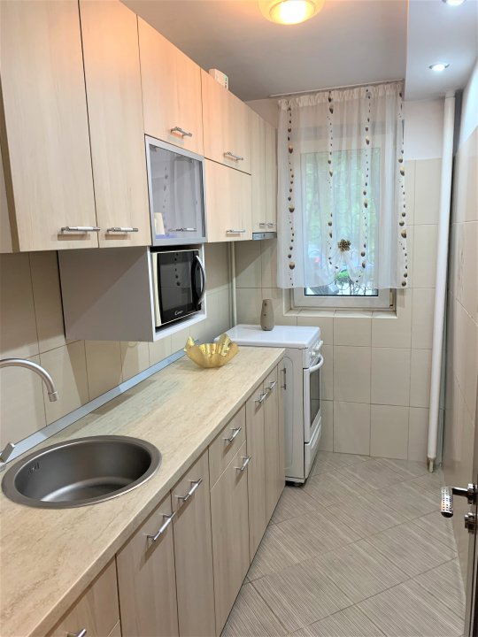 Ap 2 camere decomandat B-dul Timisoara- Valea Oltului