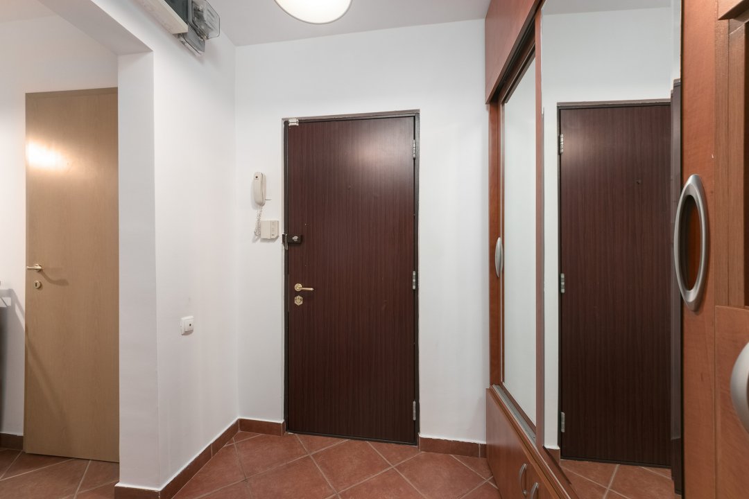 Apartament 2 camere decomandat langa Parcul Moghioros