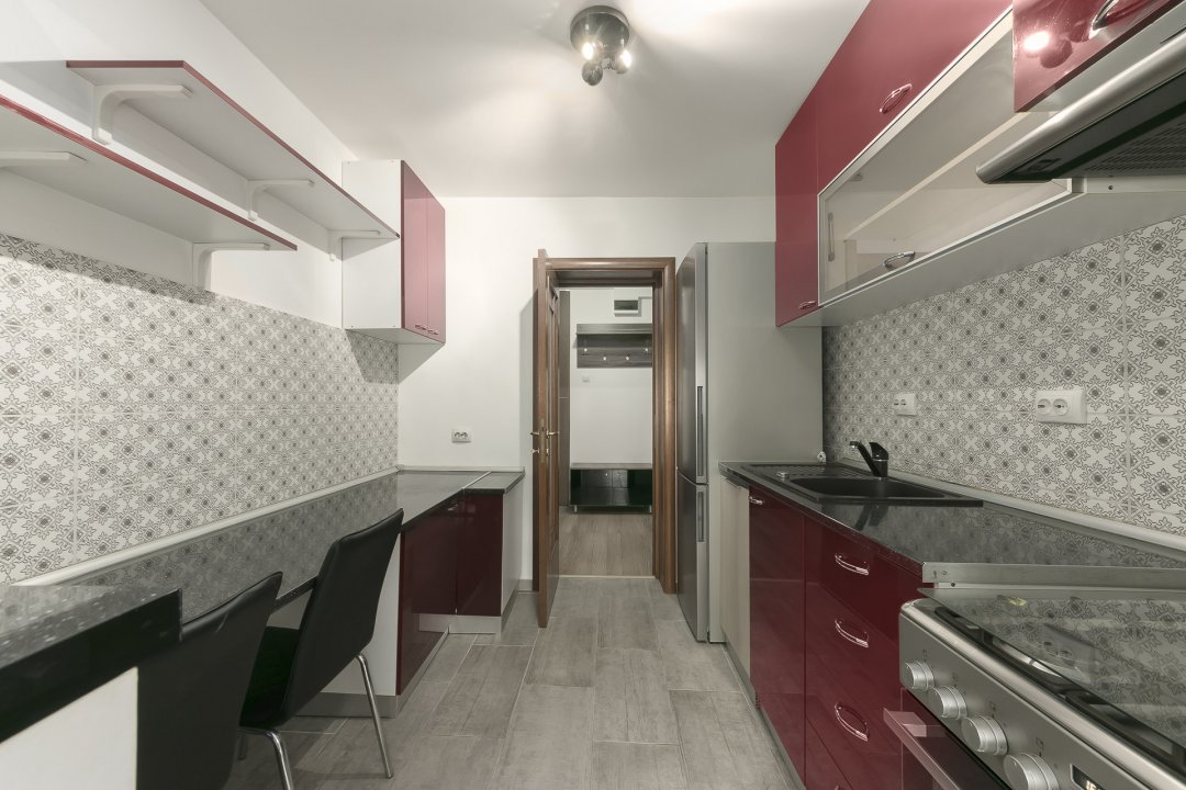 Apartament 3 camere Aparatori Patriei