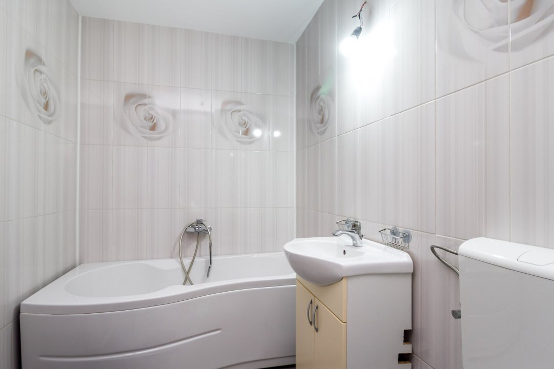 Apartament 3 camere cu centrala, ca sa faci din iarna vara!
