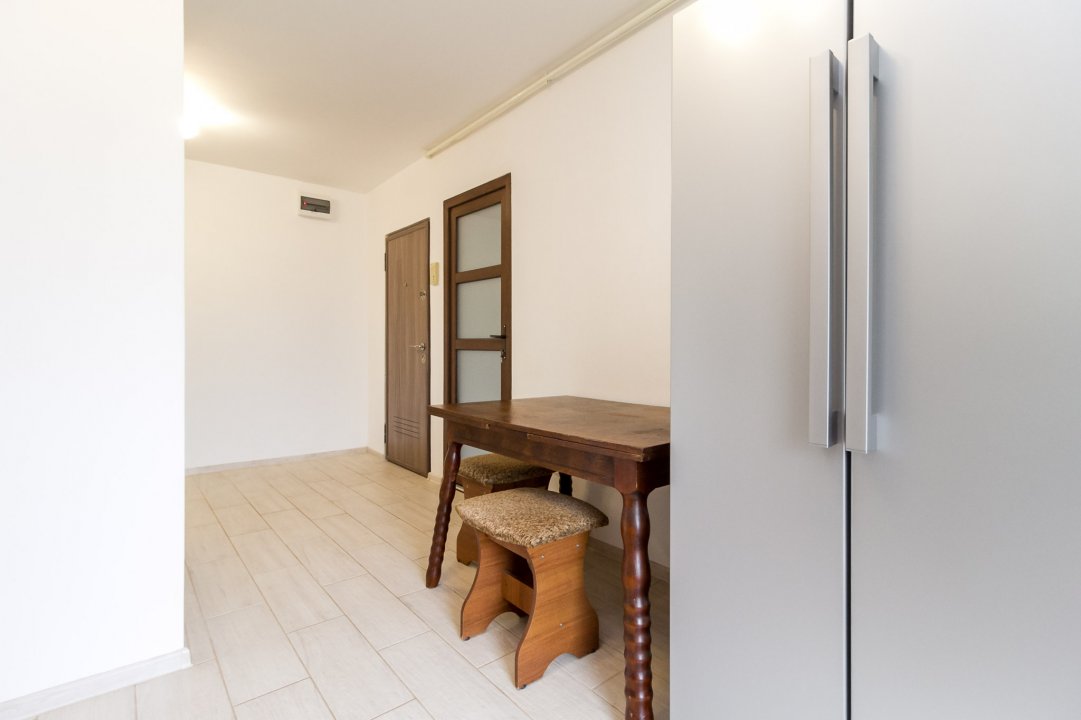 Apartament 3 camere cu centrala, ca sa faci din iarna vara!