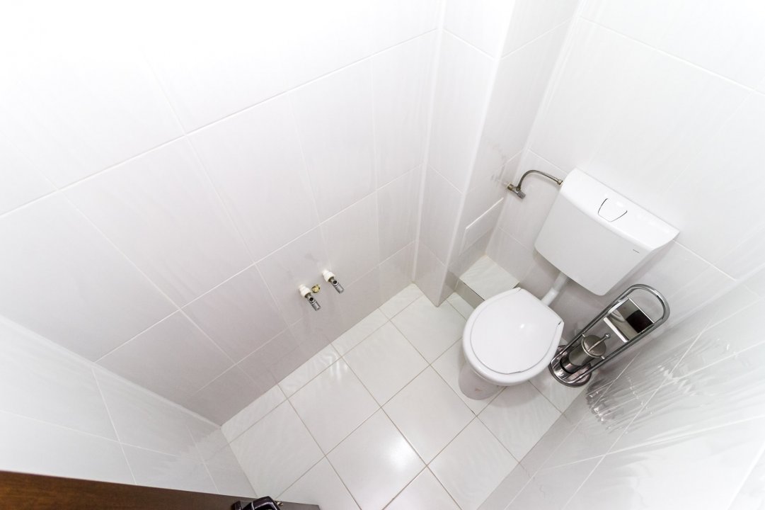 Apartament 3 camere cu centrala, ca sa faci din iarna vara!