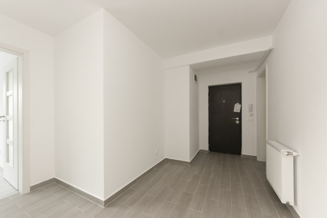 Ap 2 camere decomandat cu loc de parcare Prelungirea Ghencea