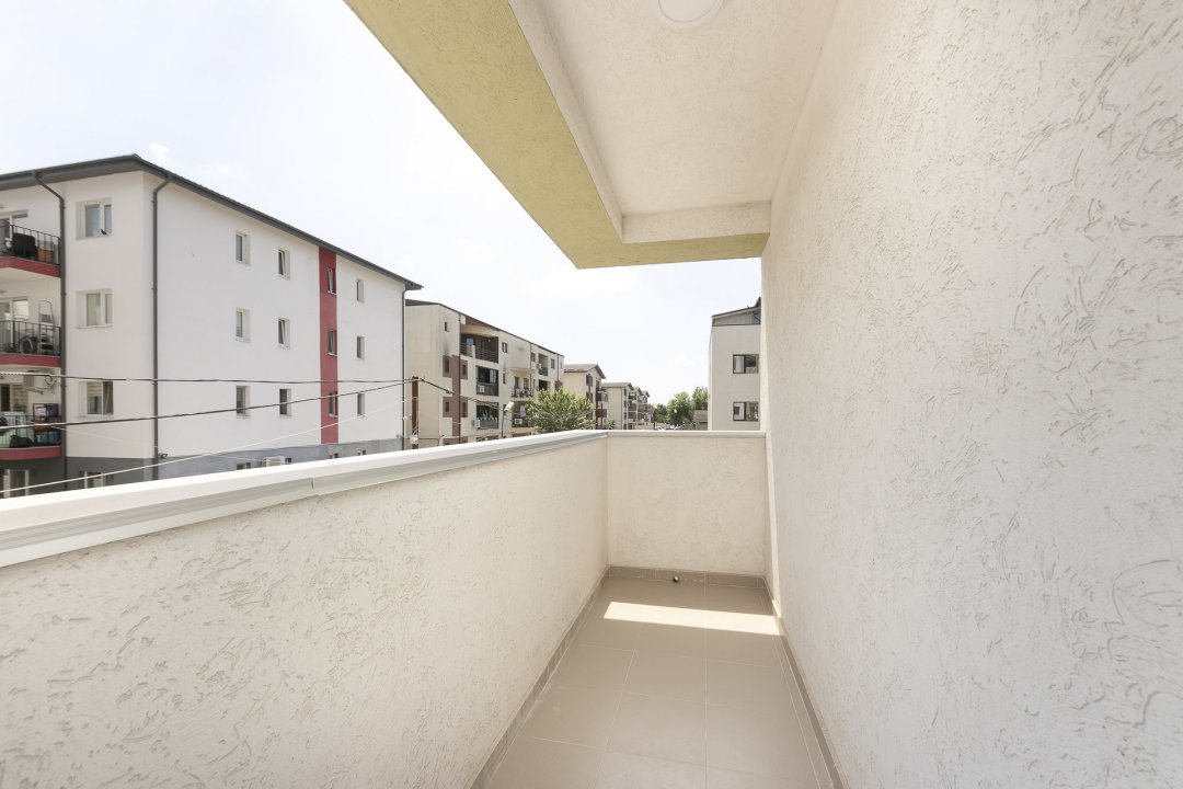 Ap 2 camere decomandat cu loc de parcare Prelungirea Ghencea