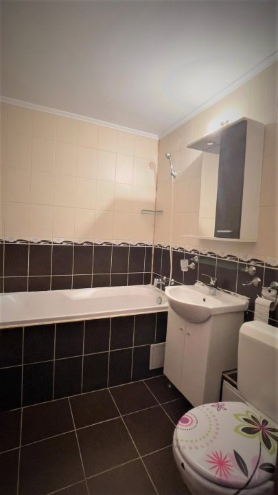 2 camere  decomandat Crangasi - Str George Valsan