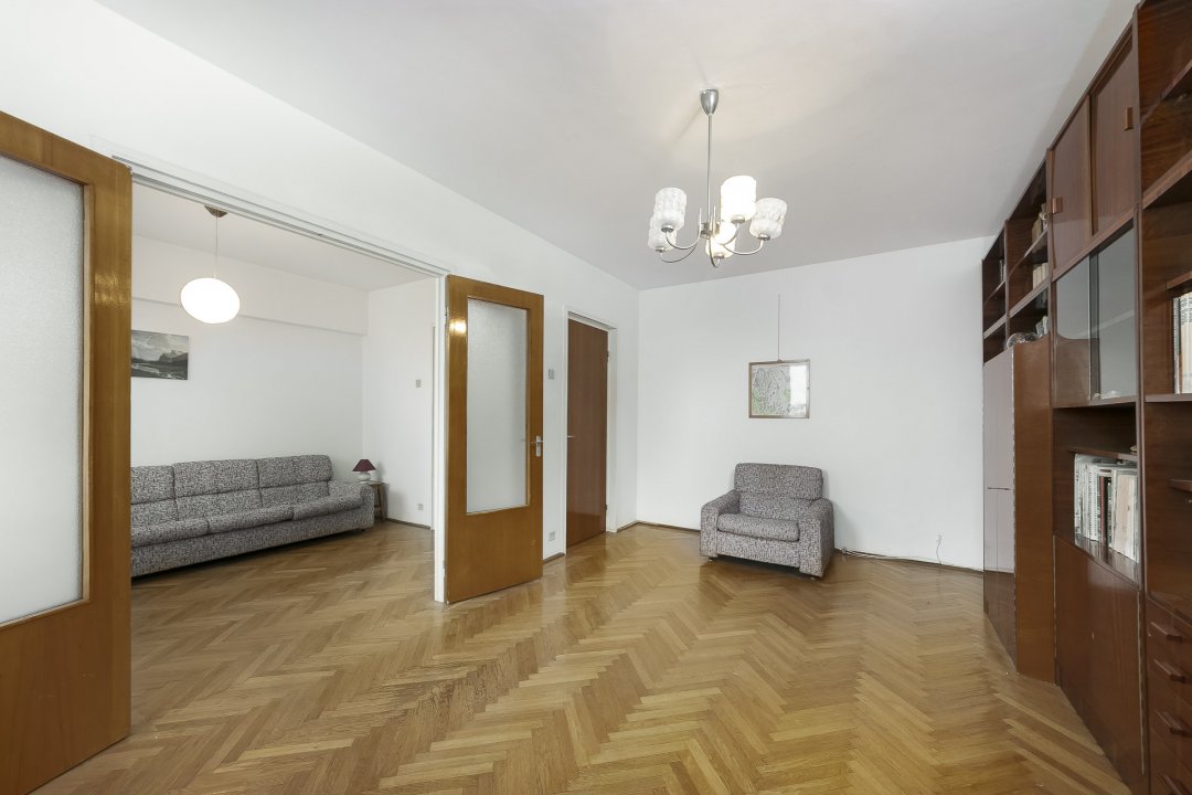 Apartament 3 camere Drumul Taberei 