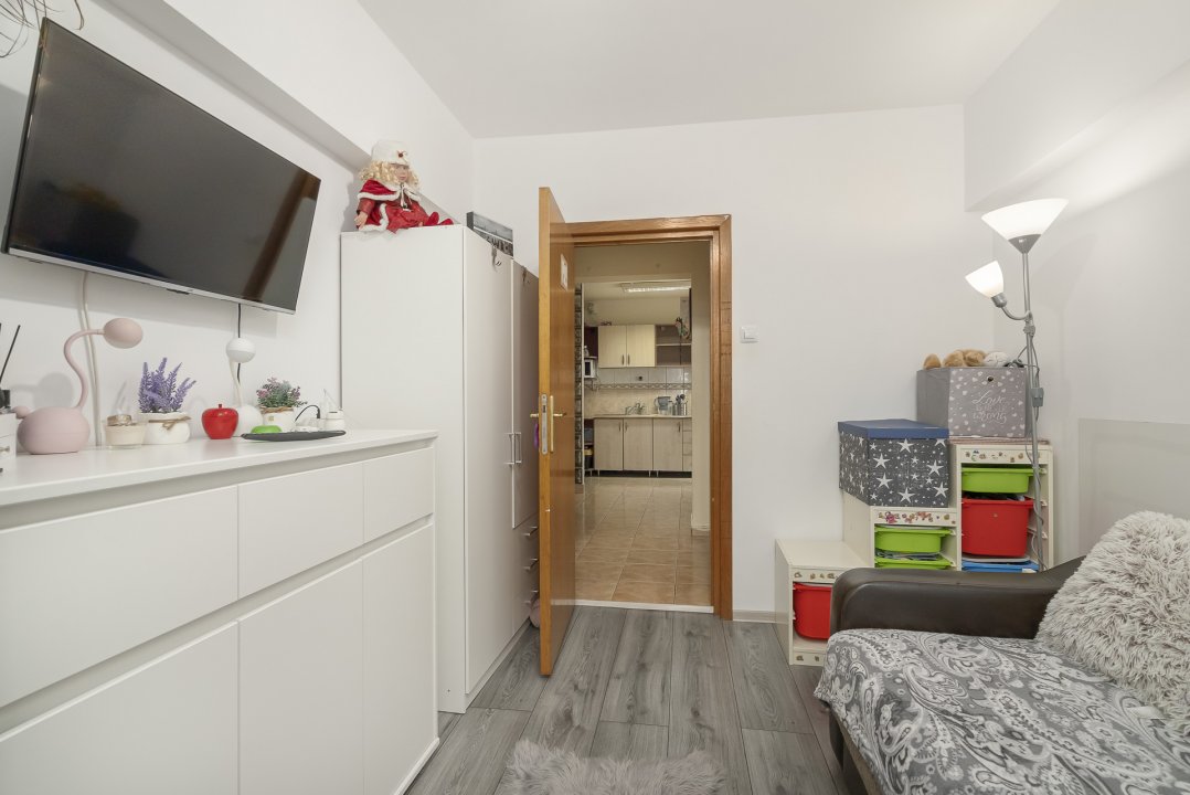 Apartament 3 camere cu centrala, ca sa faci din iarna vara!