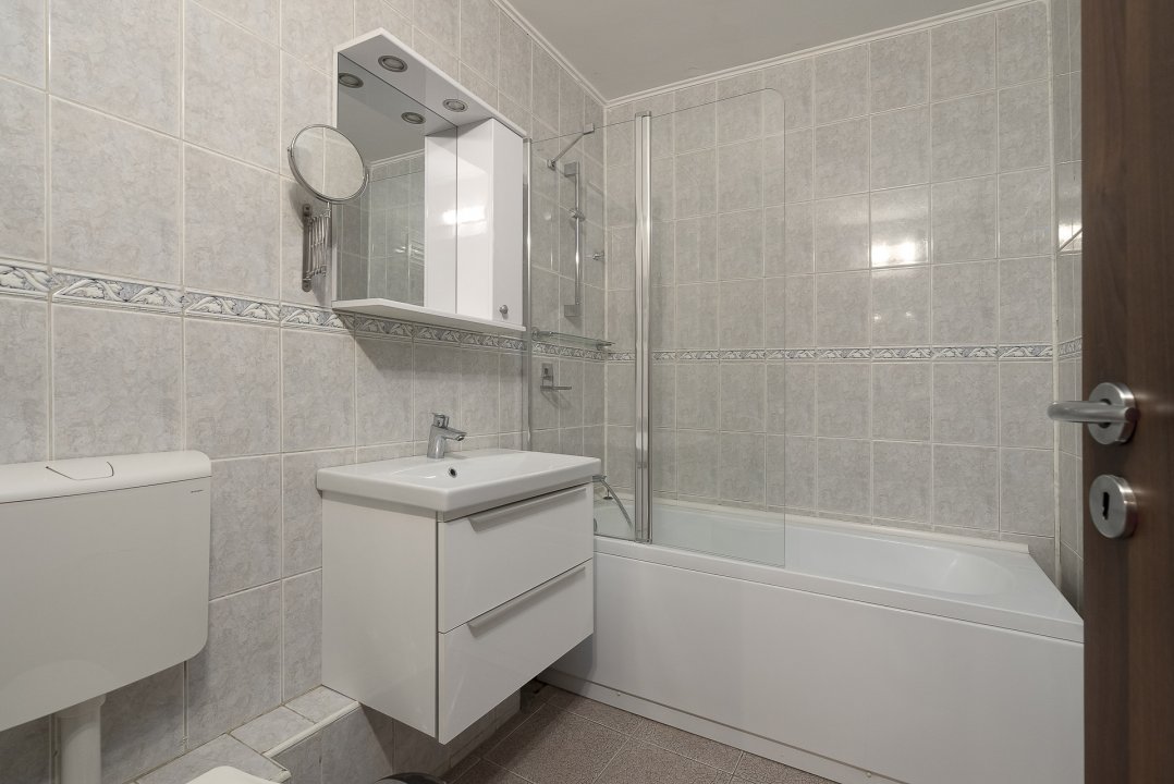 Apartament 2 camere decomandat Unirii - B-dul Coposu