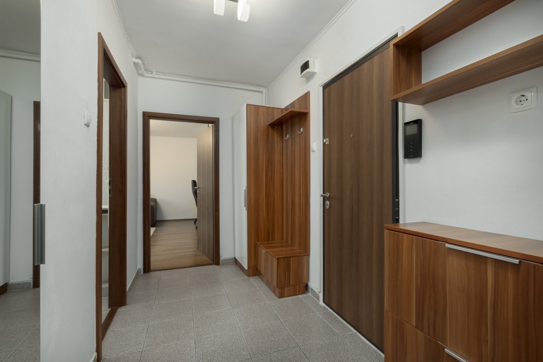 Apartament 2 camere decomandat Unirii - B-dul Coposu