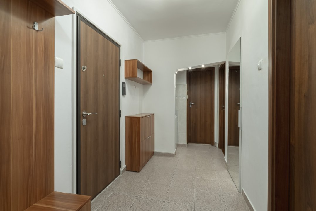 Apartament 2 camere decomandat Unirii - B-dul Coposu