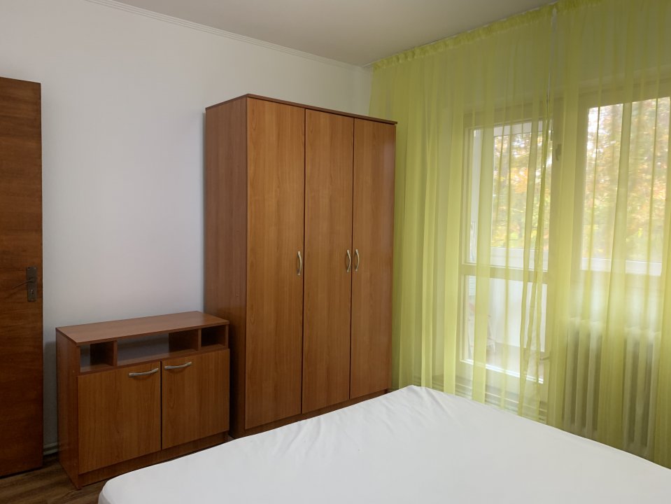 Apartament 3 camere Apusului 