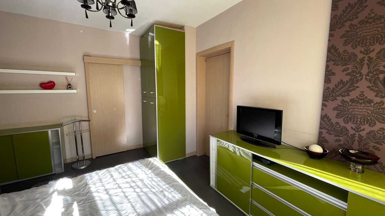 Apartament 3 camere  langa Parcul Tineretului