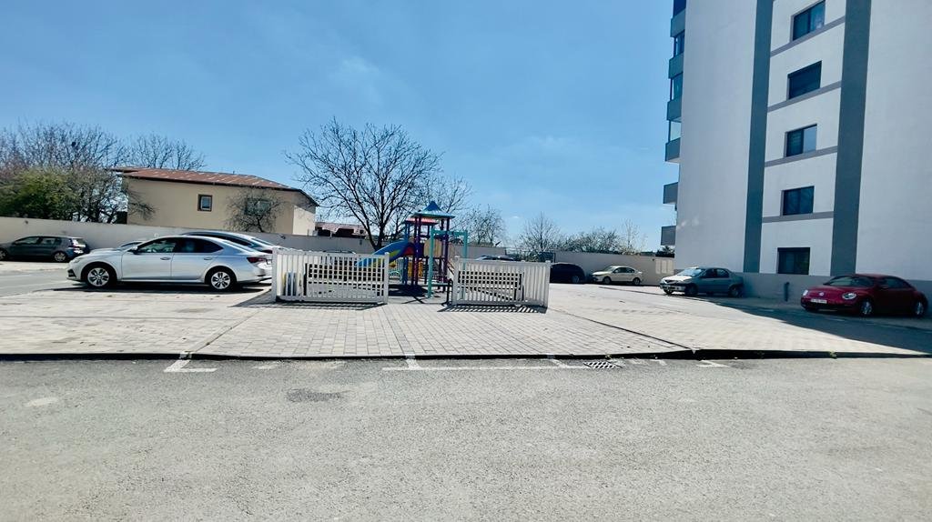 2 camere mobilat cochet Confort Urban cu loc de parcare
