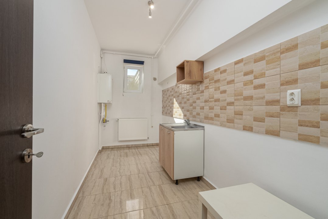 Garsoniera decomandata Str Tineretului 