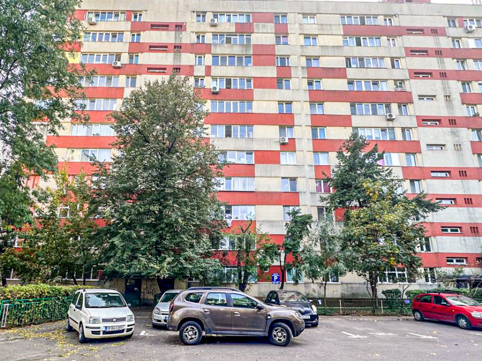 Apartament cu 3 camere, renovabil, nu pierdeți această oportunitate!