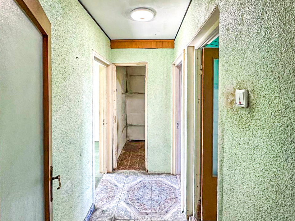 Apartament cu 3 camere, renovabil, nu pierdeți această oportunitate!