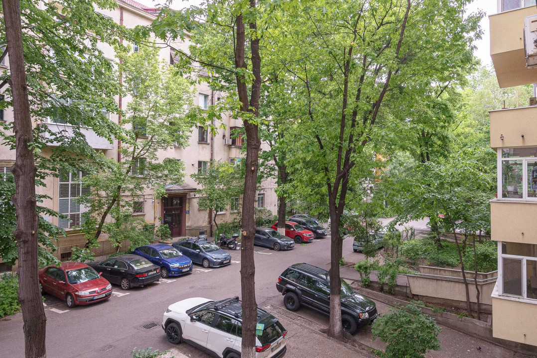 Apartament 2 camere cu centrala, ca sa faci din iarna vara!