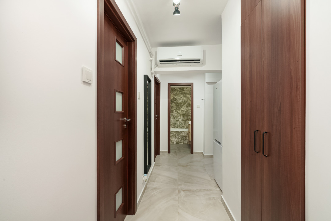 Apartament 2 camere Favorit(B-dul 1 Mai) decomandat, mobilat-utilat