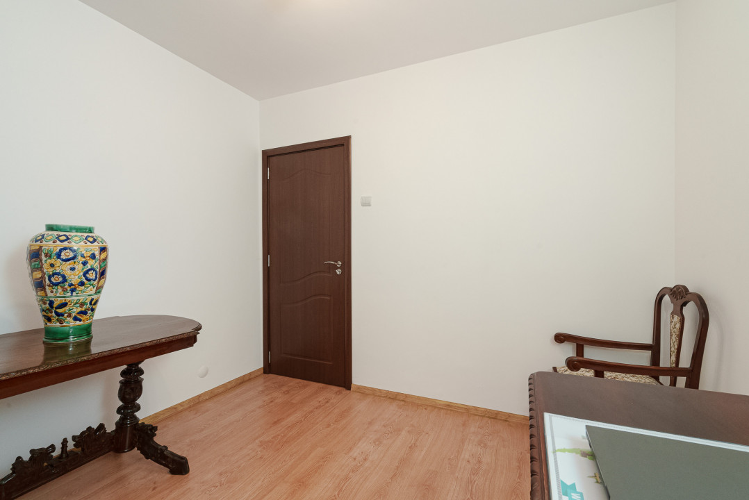 Apartament cu 3 camere Drumul Taberei - Auchan