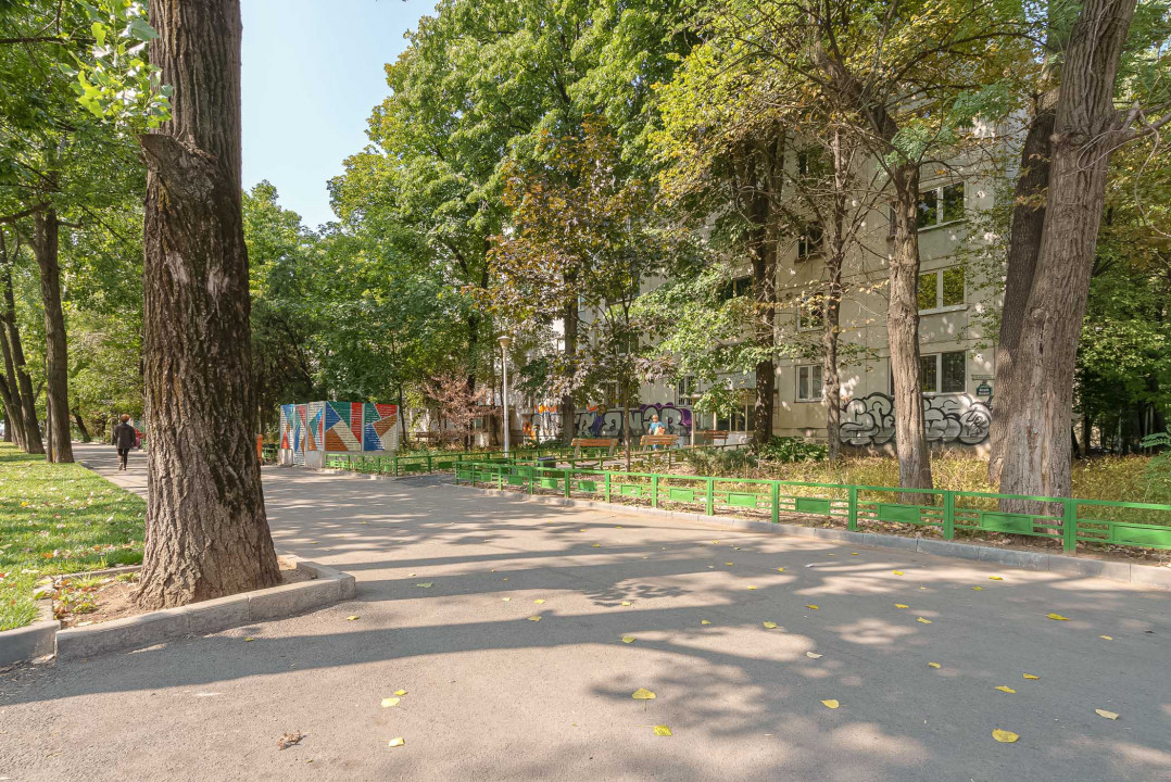 Apartament cu 3 camere Drumul Taberei - Auchan