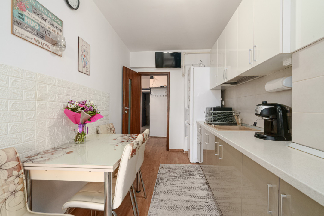 Ap 3 camere, decomandat, 2 grupuri sanitare - Str Rezervelor-Lidl