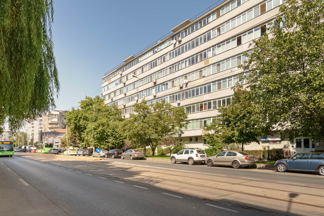 Apartament cu 2 camere mobilat și utilat B-dul Ion Mihalache