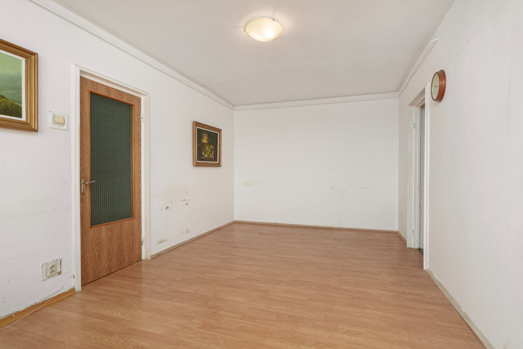 Apartament cu 2 camere langa metrou