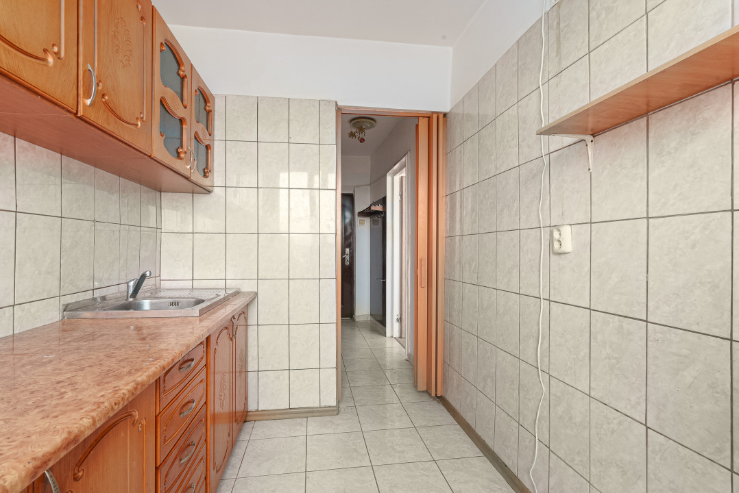 Apartament cu 2 camere langa metrou