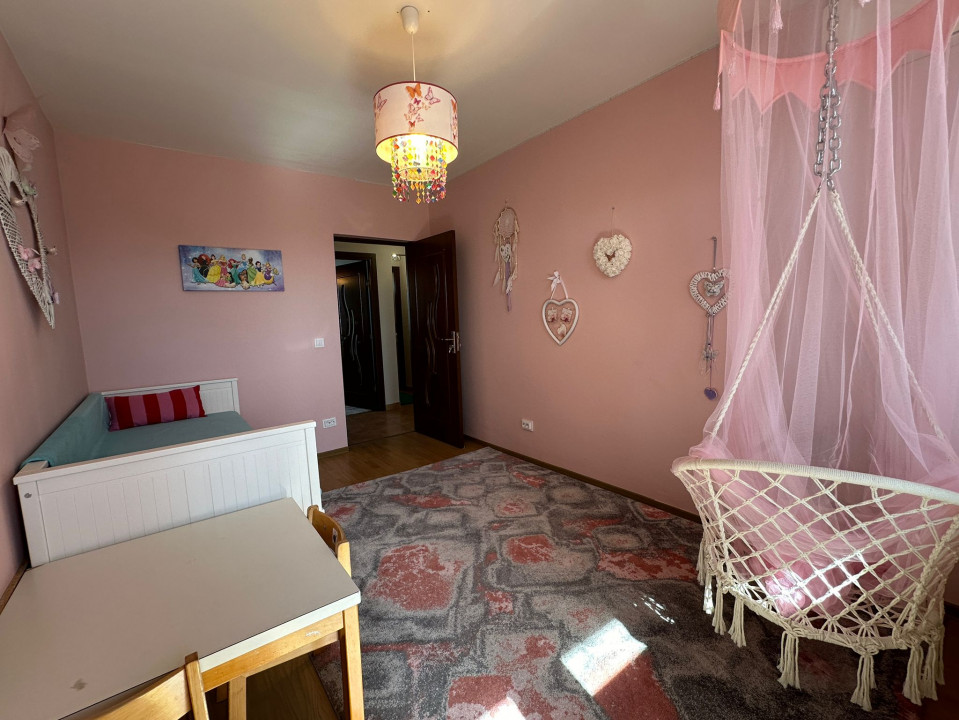 3 camere Langa Plazza Mall