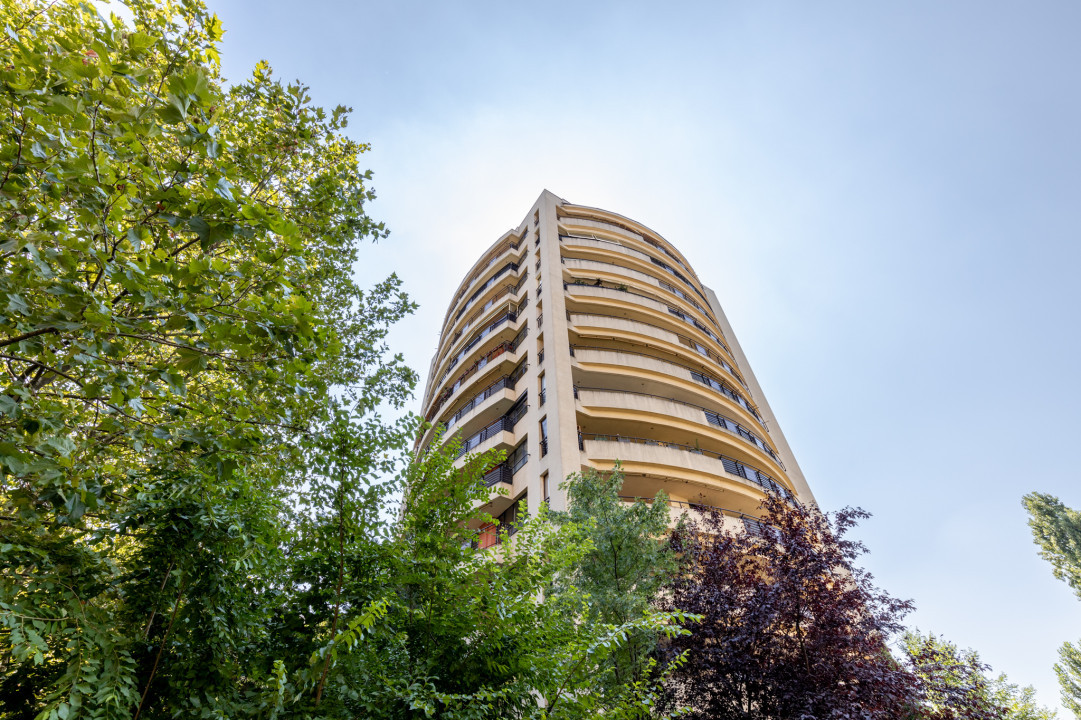 Ștefan Cel Mare - CENTRAL PARK, 4 Camere , loc de parcare subteran