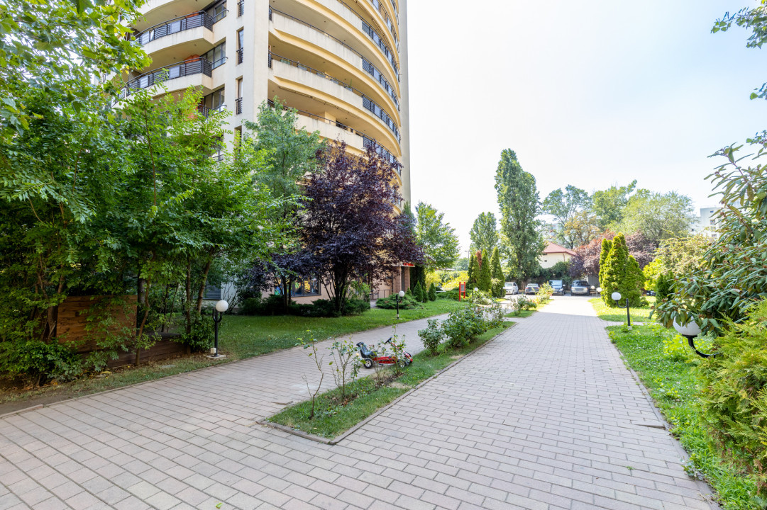 Ștefan Cel Mare - CENTRAL PARK, 4 Camere , loc de parcare subteran