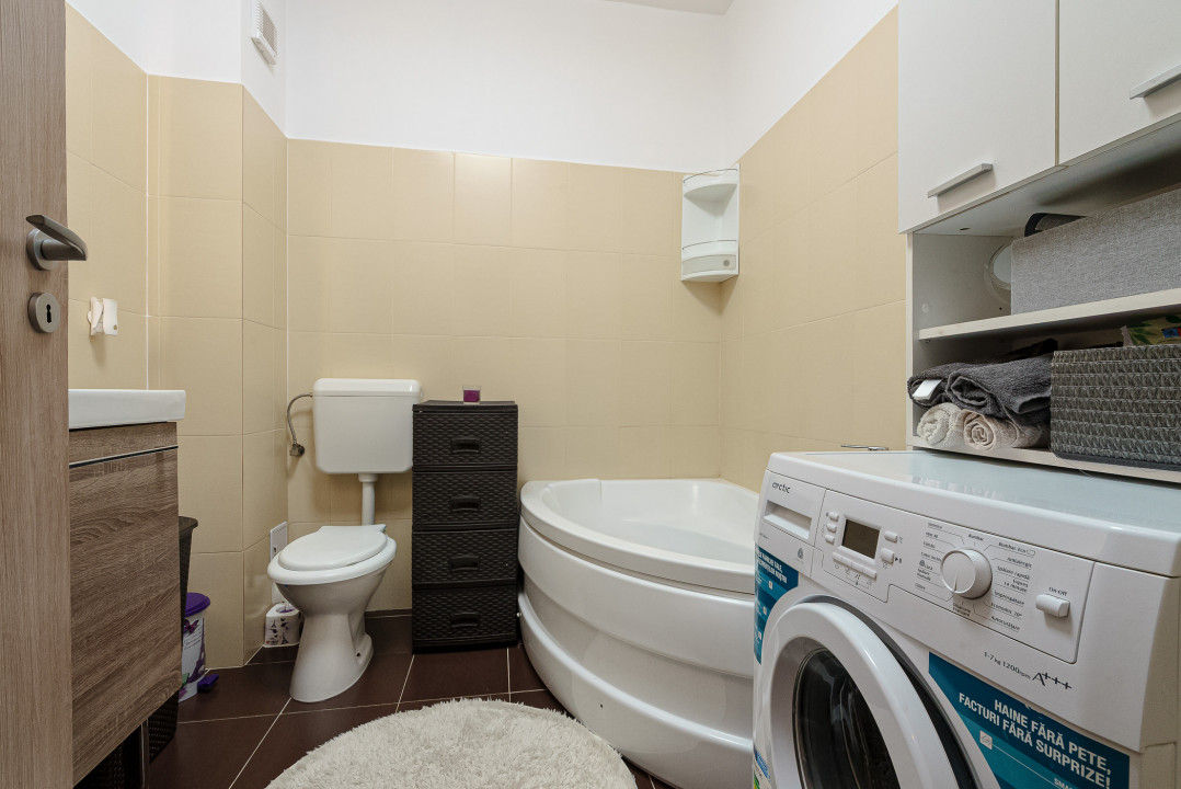 Apartament 2 camere decomandat langa Cartierul Latin cu loc de parcare