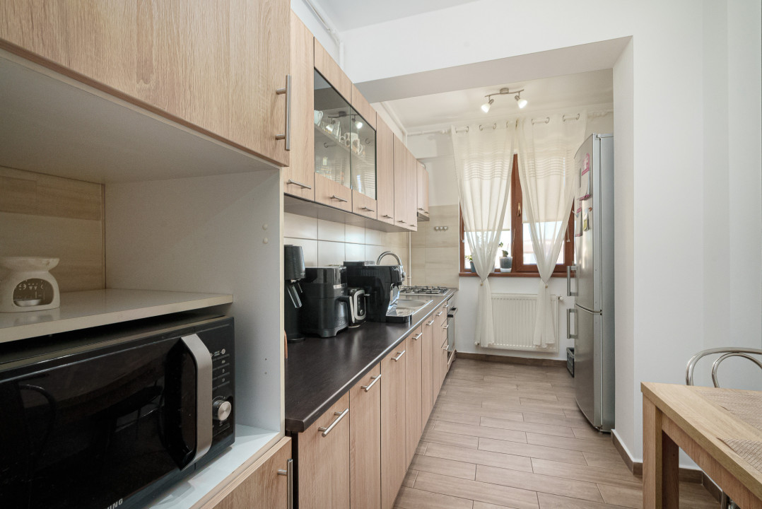 Apartament 2 camere decomandat langa Cartierul Latin cu loc de parcare