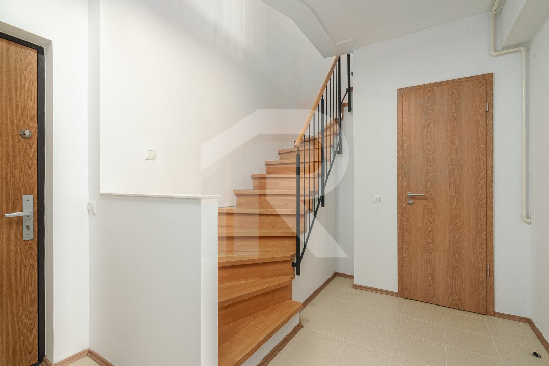 Baba Novac - DUPLEX in NEW TOWN RESIDECE 