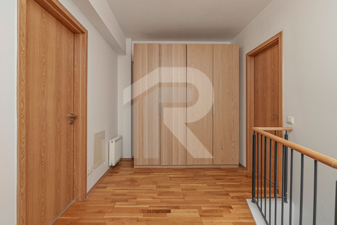 Baba Novac - DUPLEX in NEW TOWN RESIDECE 