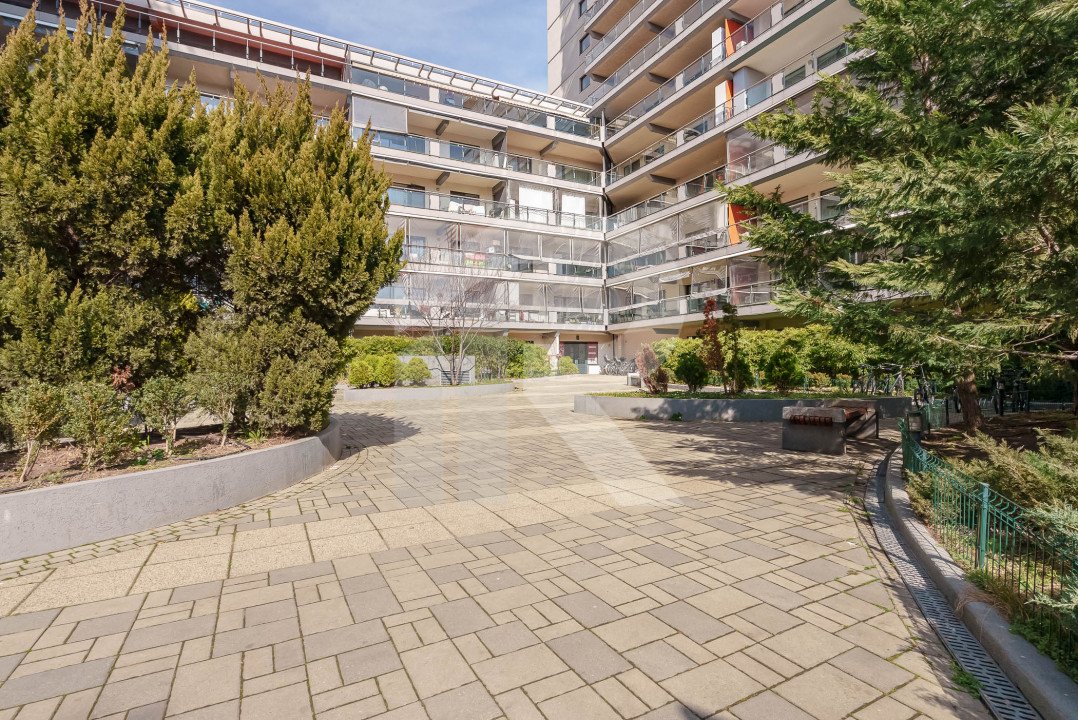 Baba Novac - DUPLEX in NEW TOWN RESIDECE 