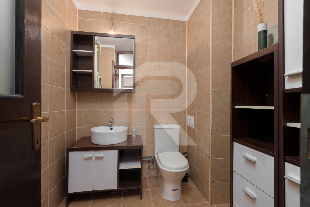 Apartament 4 camere mobilat-utilat  Str C-tin Titel Petrescu-Ghencea