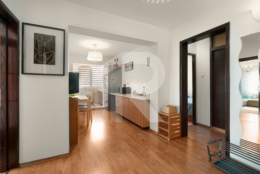 Apartament 4 camere mobilat-utilat  Str C-tin Titel Petrescu-Ghencea